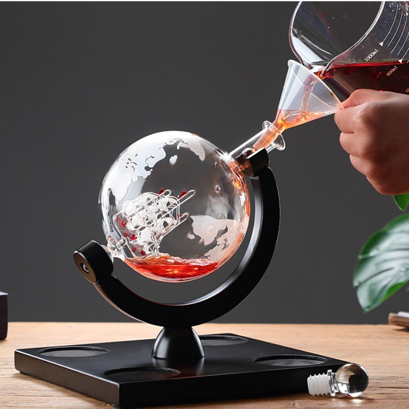 Decorative Globe Wine Decanter - огляд і ціна Home Bar Set